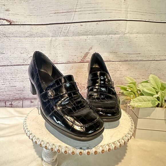 Bandolino Black Patent Leather Square Toe Crocodile Loafer -Slip-ons Size 6.5M - Picture 4 of 9
